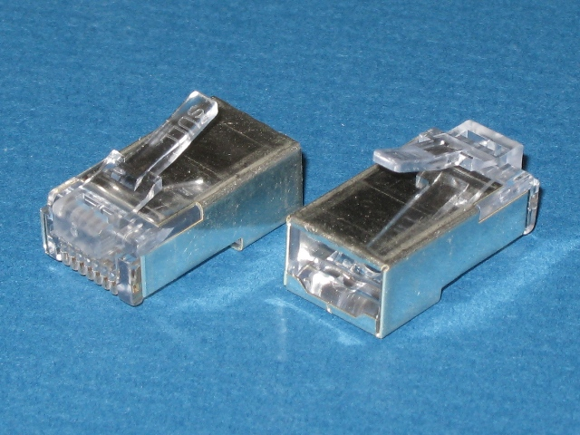 100020 CatMaster Shielded RJ45 Plug for Category 5e Cable
